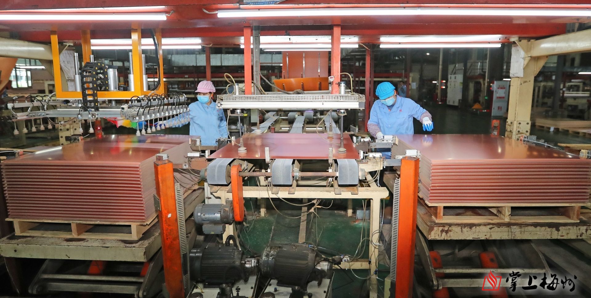 工業(yè)技改增產(chǎn)能 疫情之下“選客戶”！威利邦電子2021年產(chǎn)值突破10億元大關(guān)